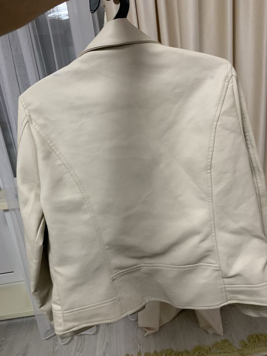 Продам женские платья вещи