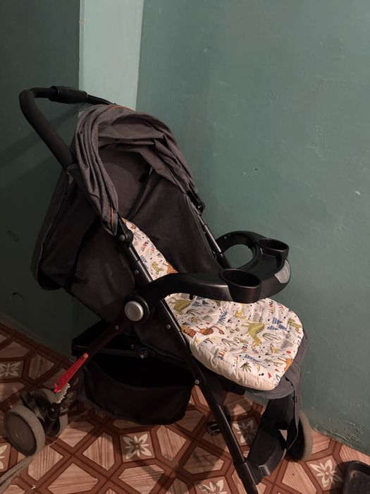 Продам коляску недорого