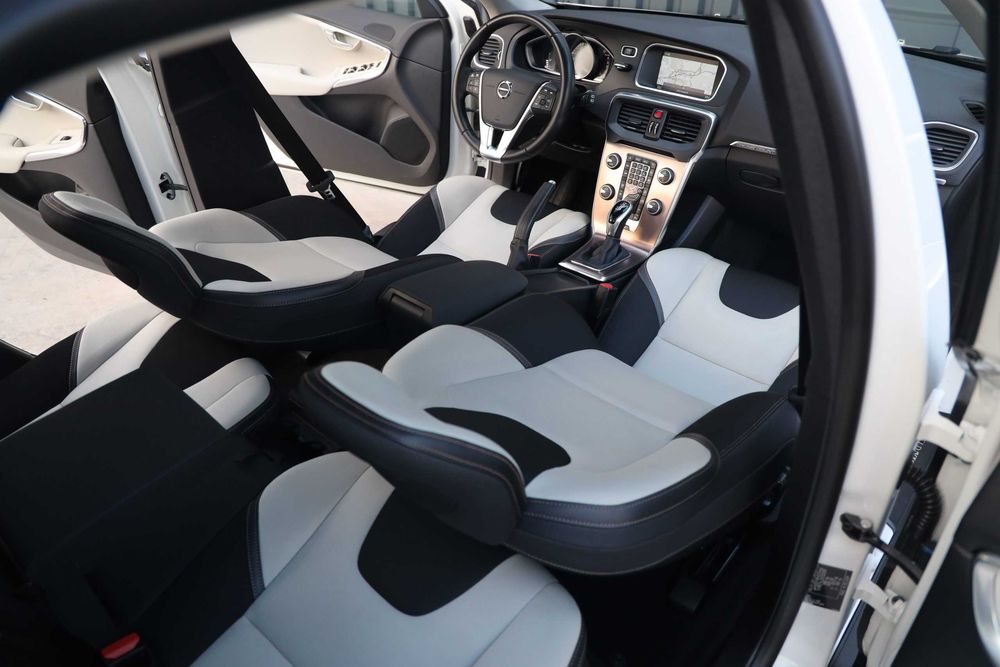 Volvo V40 Cross Country D2 Automat Panoramic
