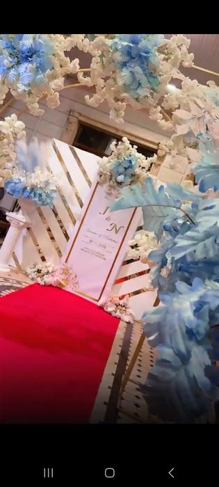 Tayor biznes sotiladi