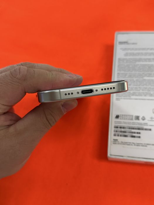 Iphone 15 Pro 256Gb EAC