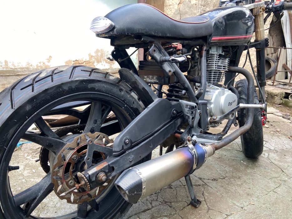 Китайский мотоцикл 200 кубов