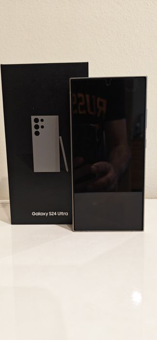 Samsung galaxy S24 ultra titanium gray 256Gb