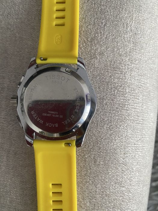 Vand ceasuri de firma