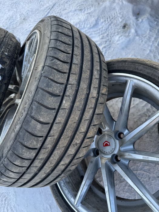 Продам 16 диски Vossen на автоваз