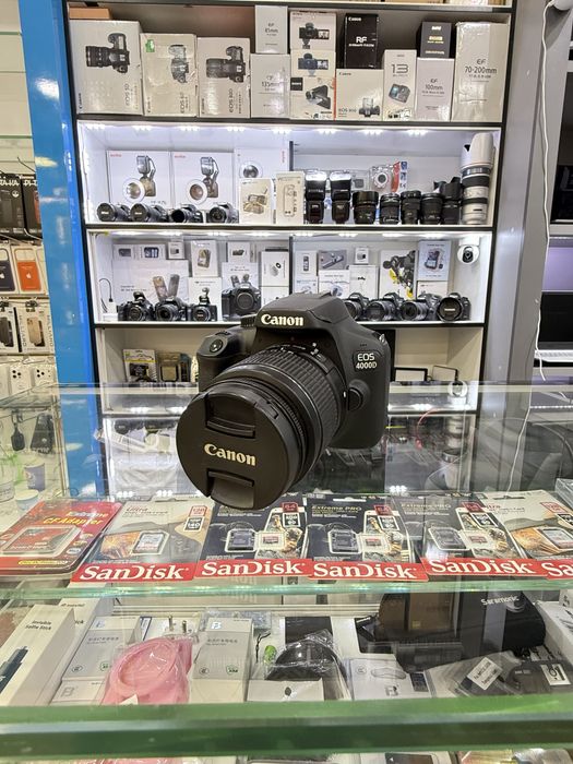 Продается фотоаппарат 4000 Д