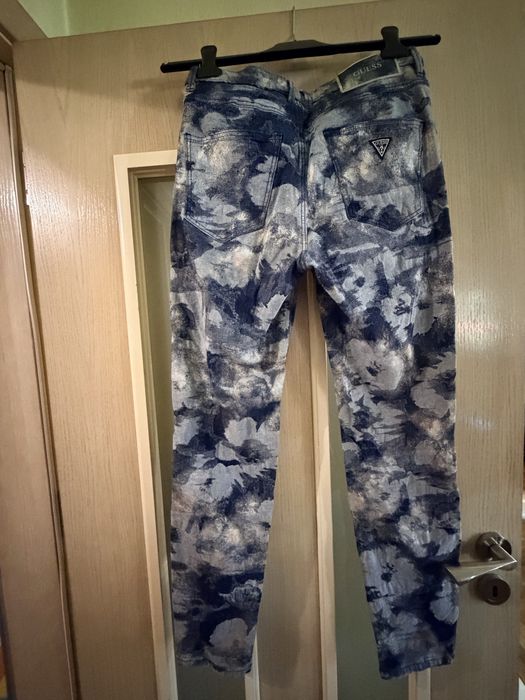 Дънки Guess,skinny high.