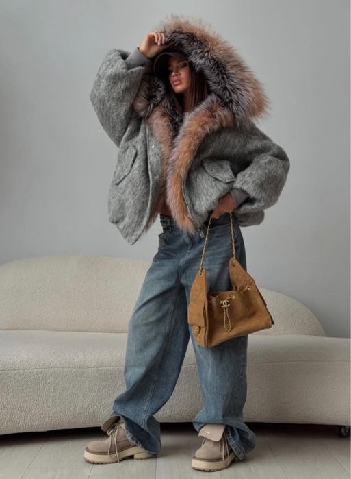 Пальто из пуха и шерсти, ворот лиса