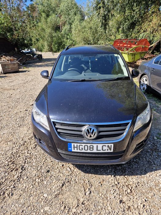 Dezmembrez vw tiguan 2.0 4x4 manual 2008-2012 far stop portiera