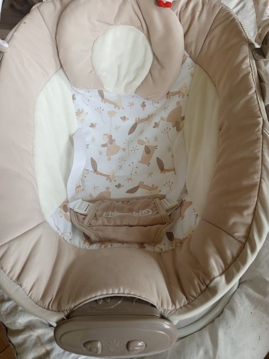 Vând balansoar puțin folosit