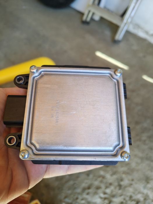 Vând module, senzori parcare, proiectoare , chei originale Ford