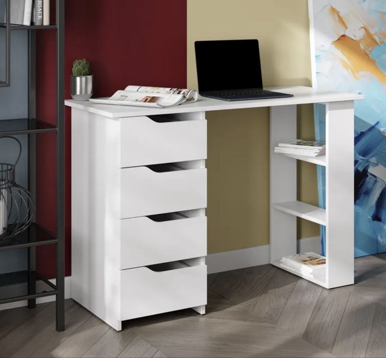 Продам столы и полку