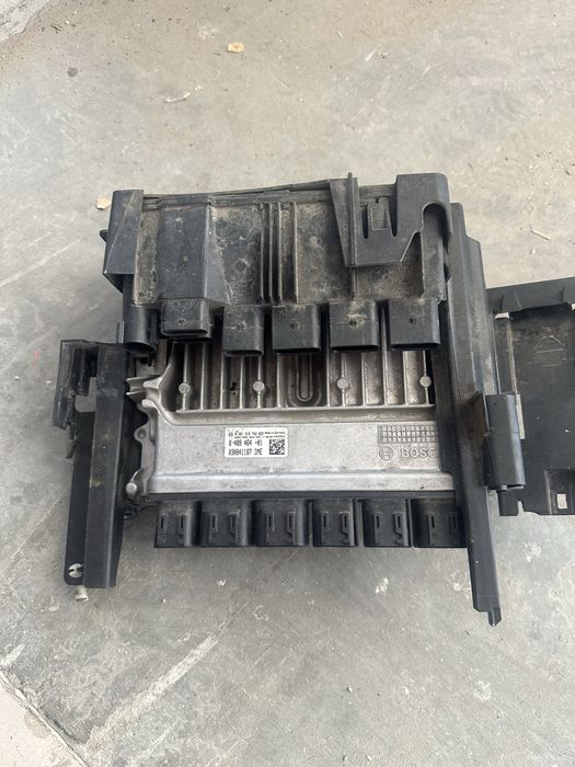 bmw 520 530 G30 G31 компютър двигател бензин