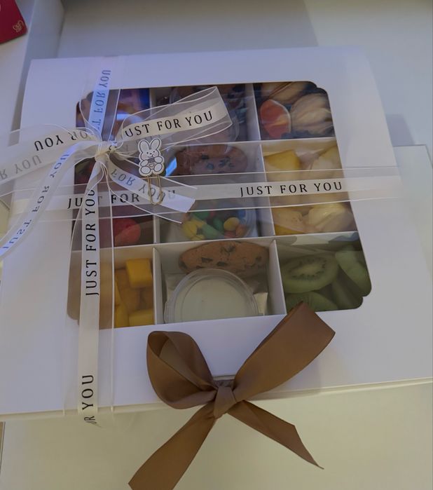 Подарочный набор фруктов