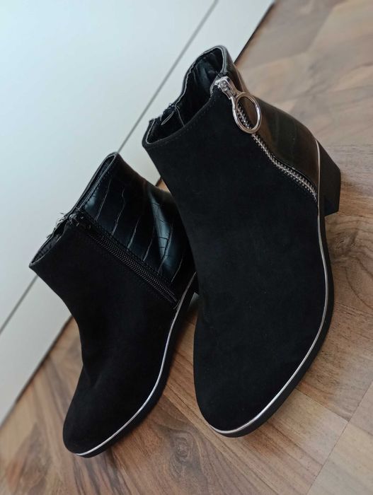 Дамски боти от PRIMARK