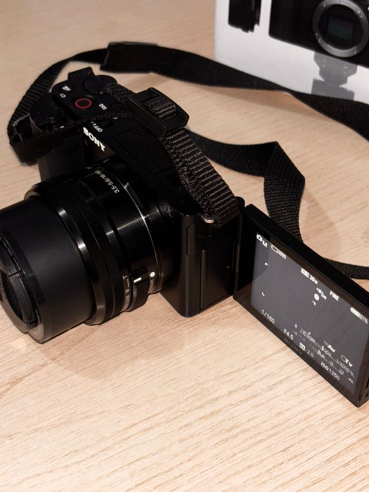 Камера Sony ZV E10