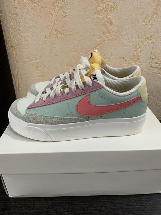 Vand pantofi sport nike