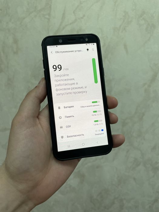 Продам Samsung A6. 3/32