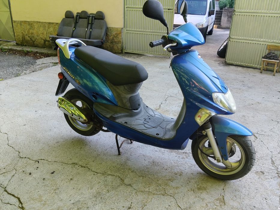 Kymco скутер много добро състояние