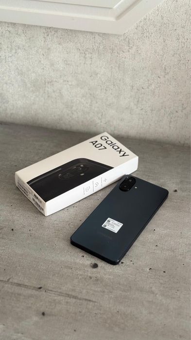 Самсунг А07 4/64