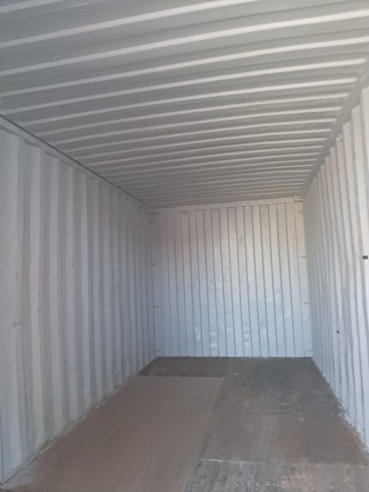 Продам контейнеры жд 20 футтовые.