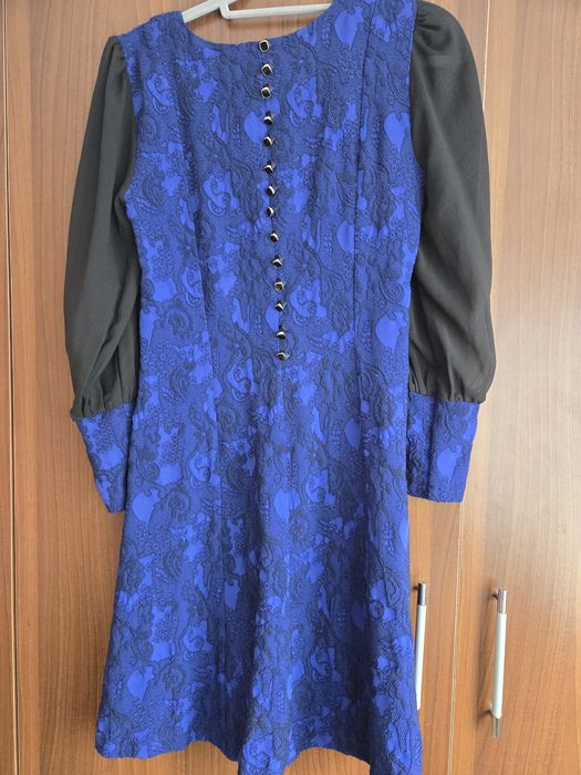 Елегантна рокля Lucy