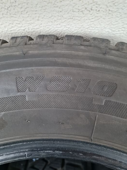 Зимни гуми за Бус 4 броя BRIDGESTONE Blizzak W810 195 70 R15C дот 2319