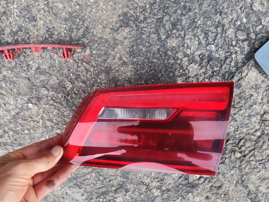 Grile /nări , stop dreapta haion ,catadioptru și capac Carling BMW g30