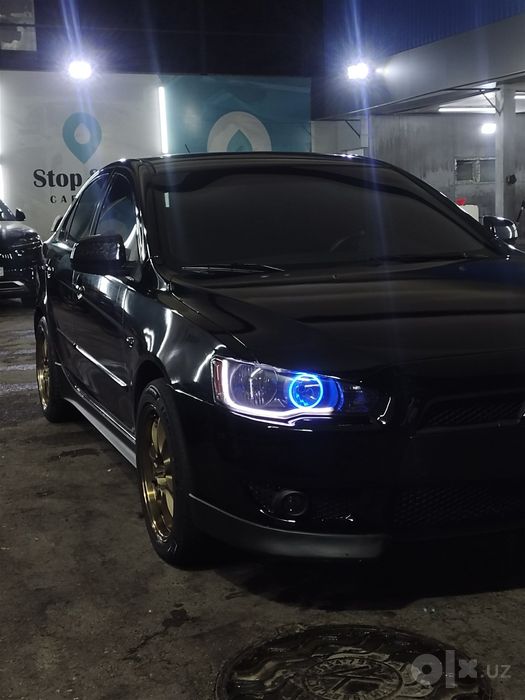 Mitsubishi lancer 10
