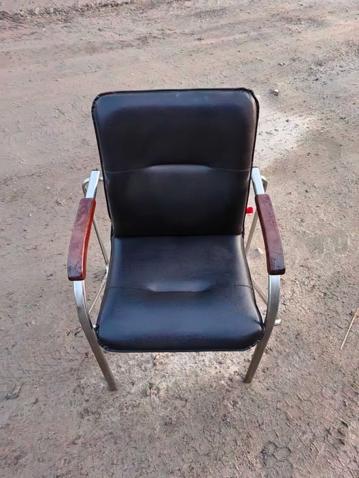 Стулья кожаные 4шт оптом 5000 за шт