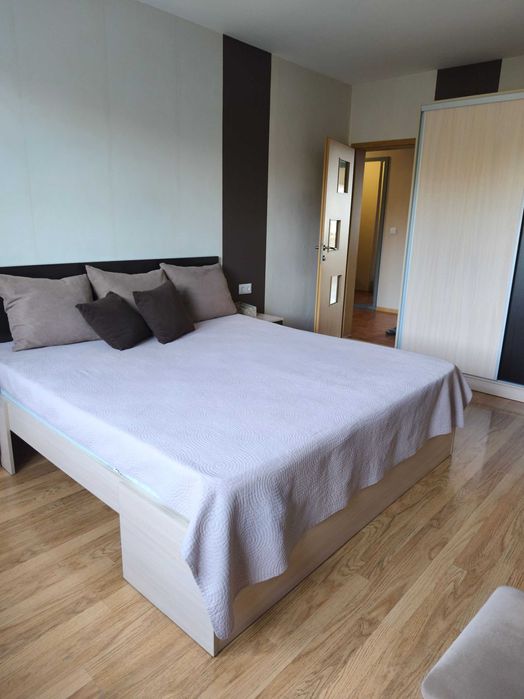 Тристаен апартамент под наем