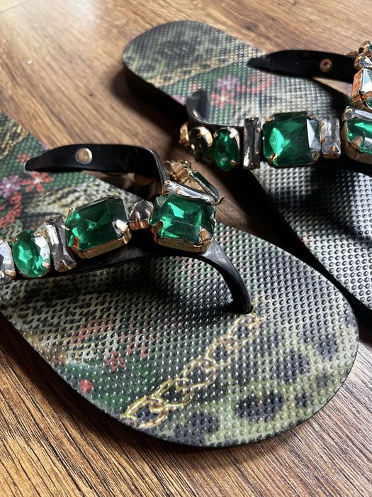 Дамски чехли