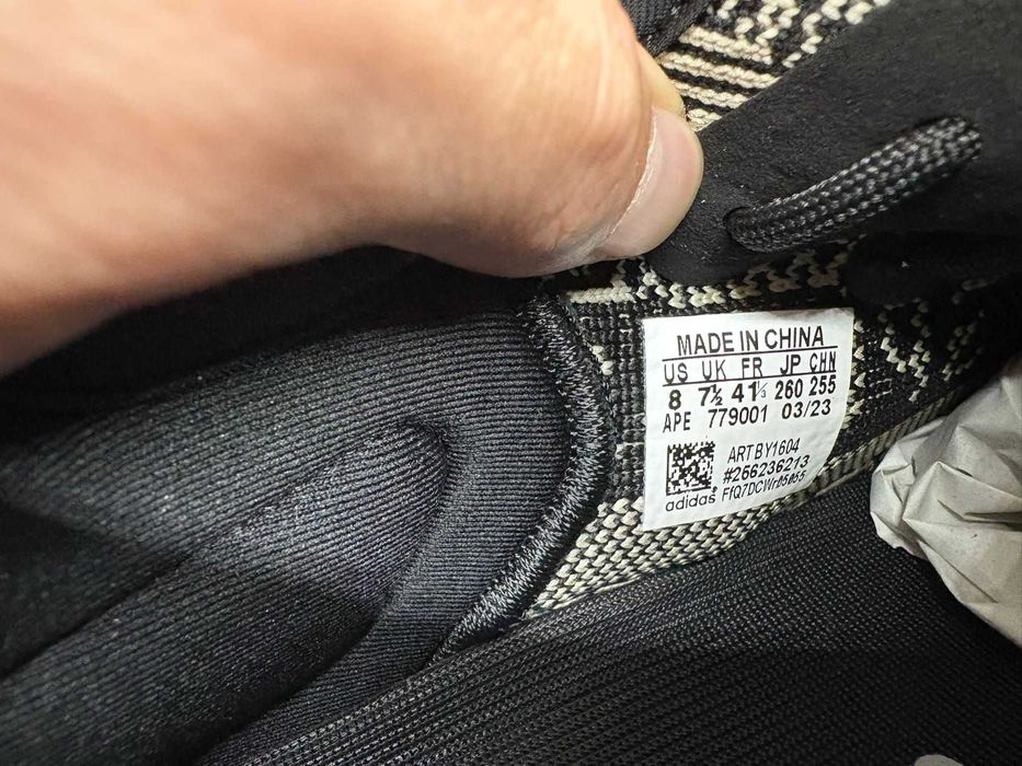 Yeezy Boost 350 V2 Core Black White