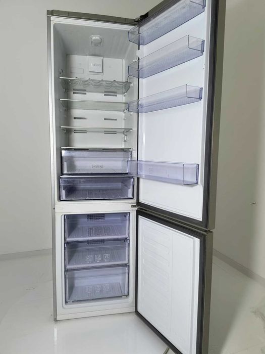 Frigider Combină Frigorifică Beko nr A444