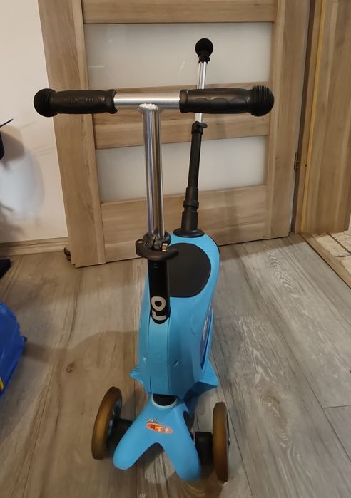 Trotineta Micro Mini2Go Deluxe