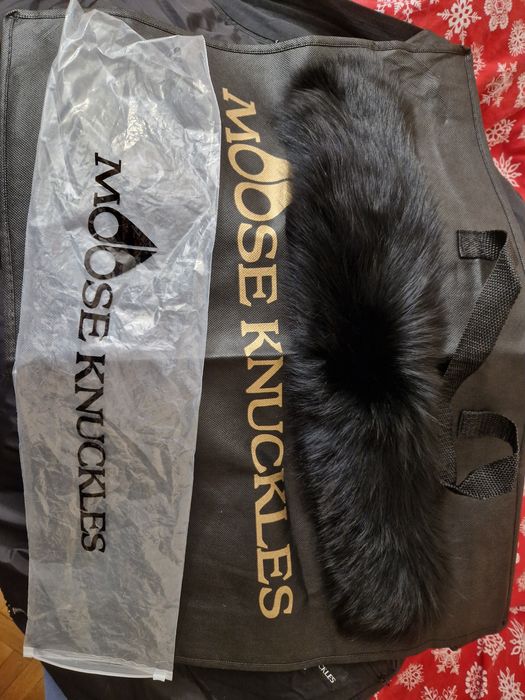 Moose knuckes  Яке L/M