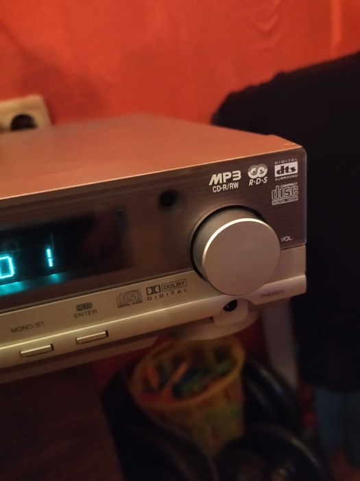 DVD-хоумтеатер LG