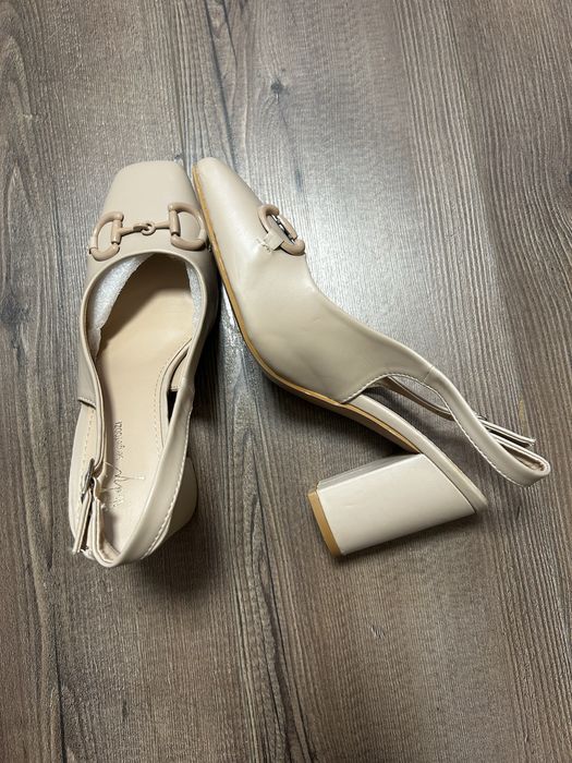 Обувки 38 номер нови