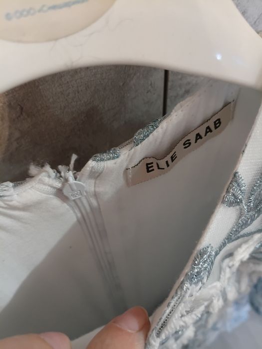 Нарядное платье на девочку