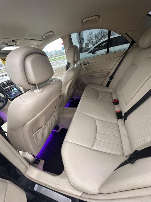 Mercedes-Benz C200 CDI W203 – Automat