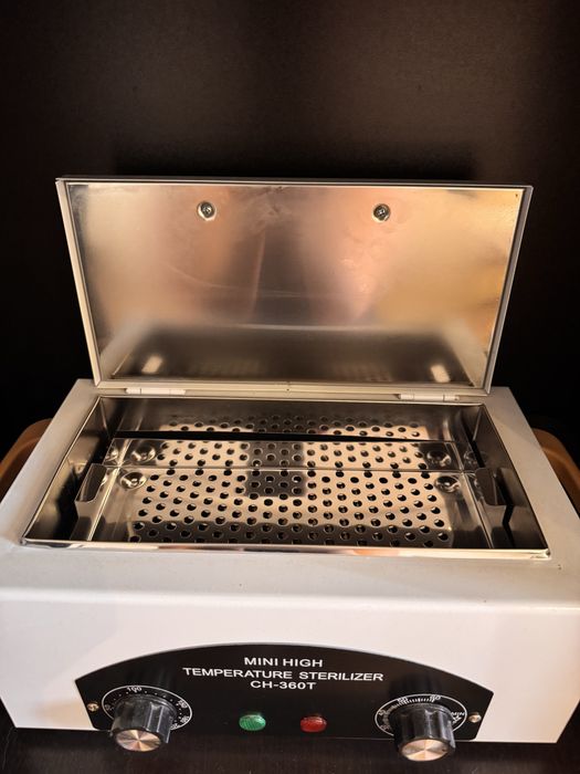 Sterilizator cu aer cald (Pupinel) CH-360T pentru manichiură