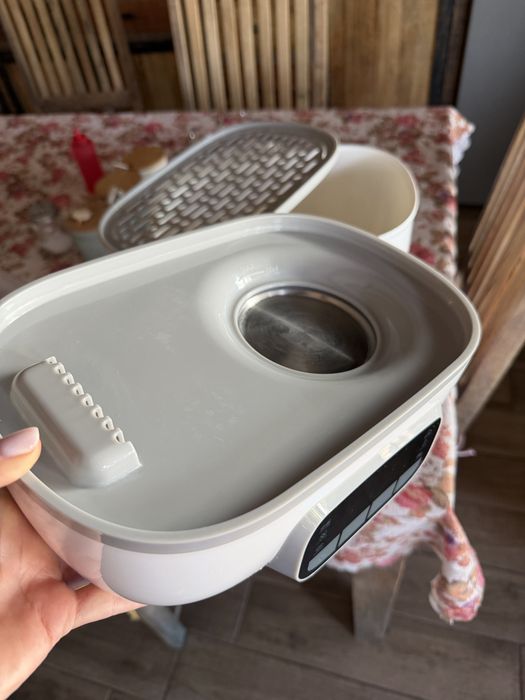 Електрически парен стерилизатор Easycare Baby TB1713E, За 8 шишета 4 в 1, Със сушилня
