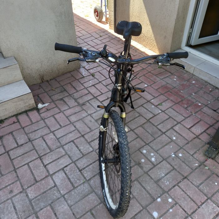 Bicicleta aluminu  pe discuri
