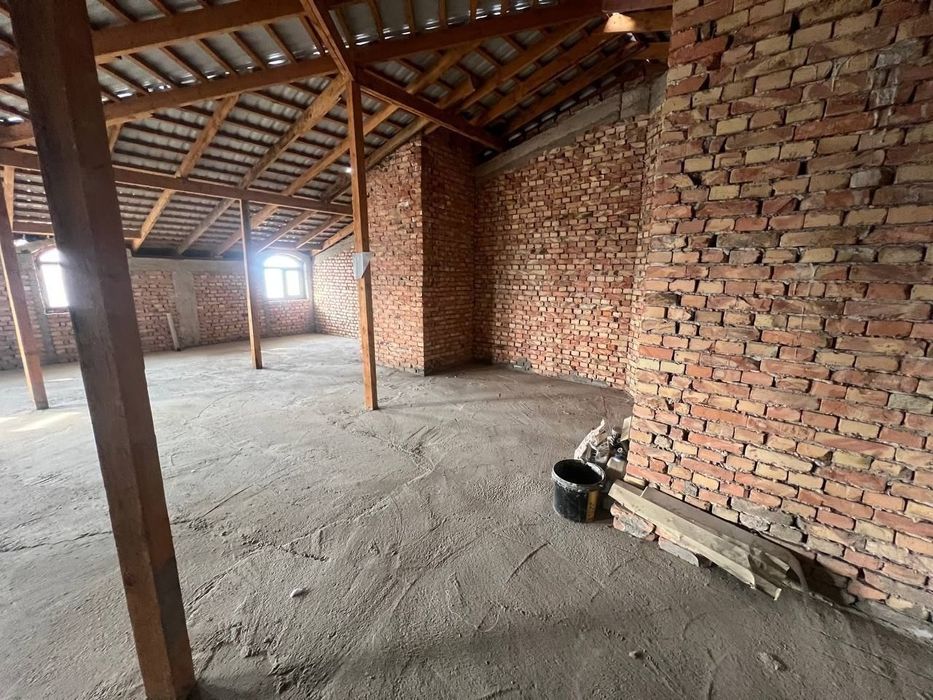 Зудлик  билан  сотилади