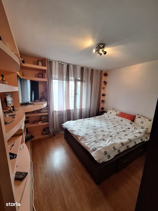 3 Camere zona Traian
