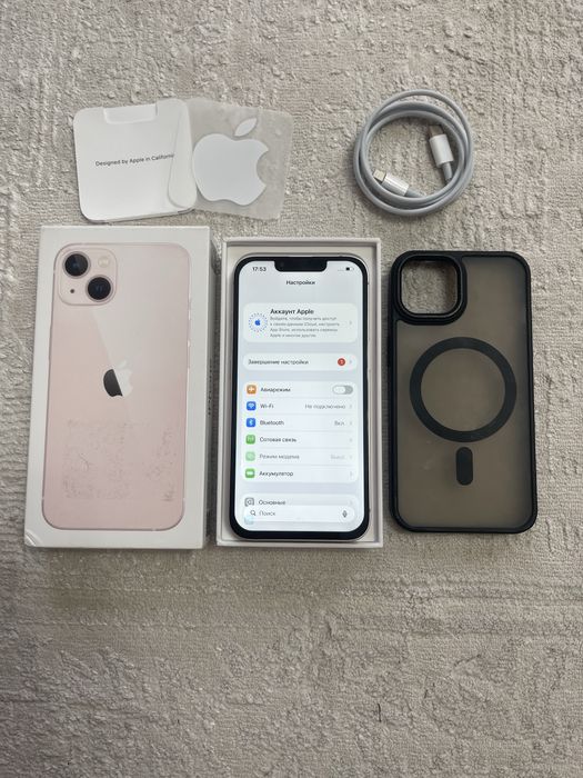 iPhone 13 в отличном состоянии