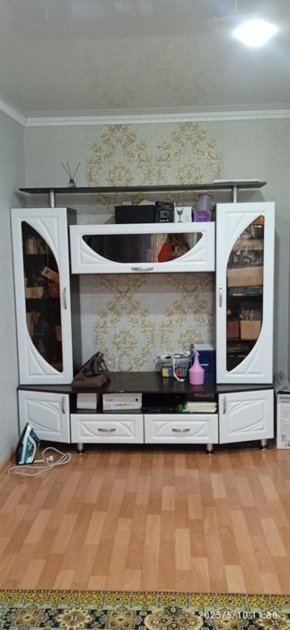 Продам стенку мебельную, б/у