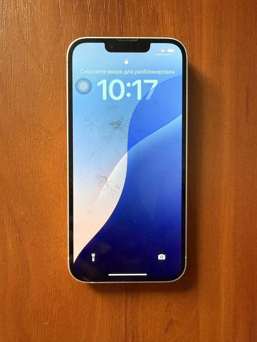 Продам Айфон 12