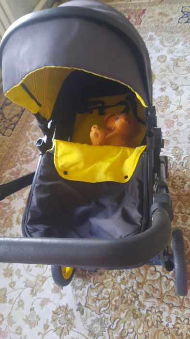 Коляска прогулочная