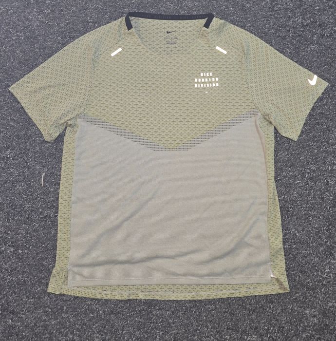 Nike Running Division тениска L размер